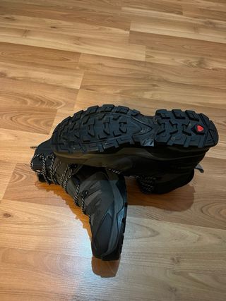 Bota de montaña Salomon Gore-Tex