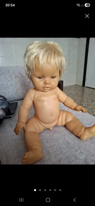 Muñeco bebé rubio Berjusa