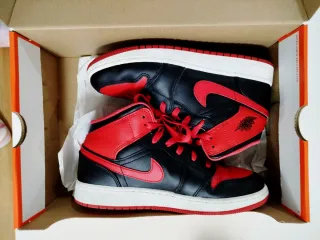Zapatillas Nike Air Jordan 1 Mid Banned