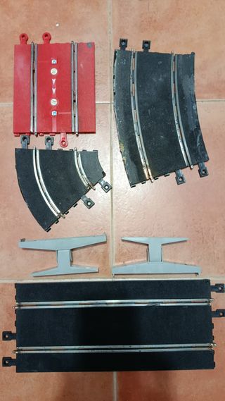 Lote restos circuito Scalextric/Carrera