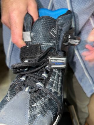 Patines en línea Rollerblade negros y azules