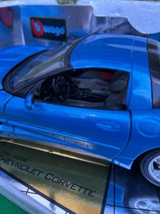 Chevrolet Corvette (1997) – Bburago – Escala 1:18
