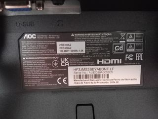 Pantalla AOC Negra + Cables y Teclado