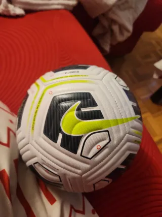 balon nike aerow sculpt