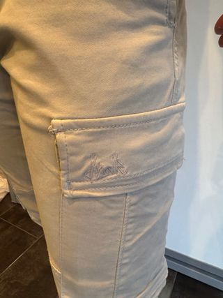 Pantalones Chinos Beige Zara