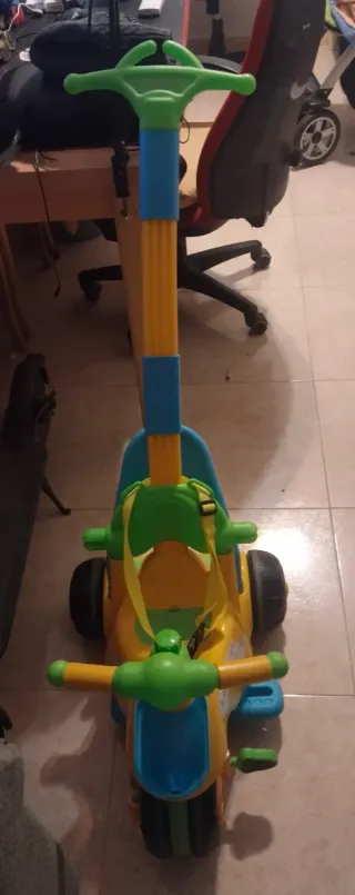 Triciclo Bebe Amarillo con Empujador