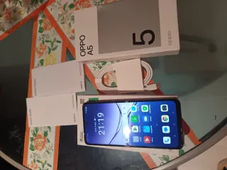 OPPO a5 casi nuevo usado dos veces