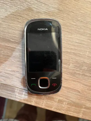 Teléfono Móvil Nokia 7230 Negro