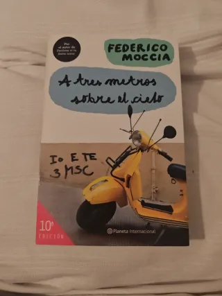 A tres metros sobre el cielo