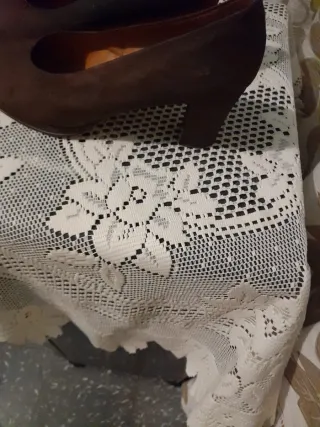 Zapatos de tacón marrones