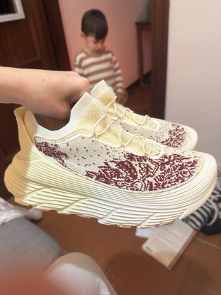 Zapatillas HOOKA x Paria Farzaneh Veganas Beige/Ro