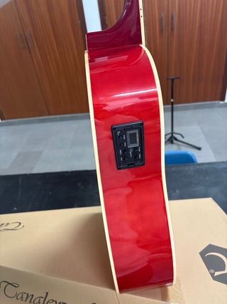 Guitarra acústica amplificada Daytona