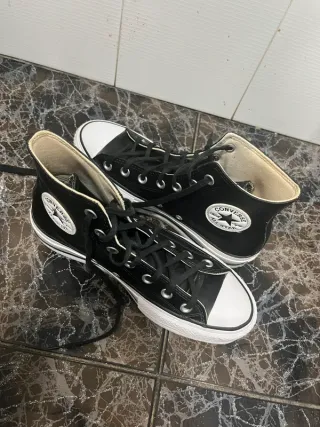 Converse plataforma cuero negras