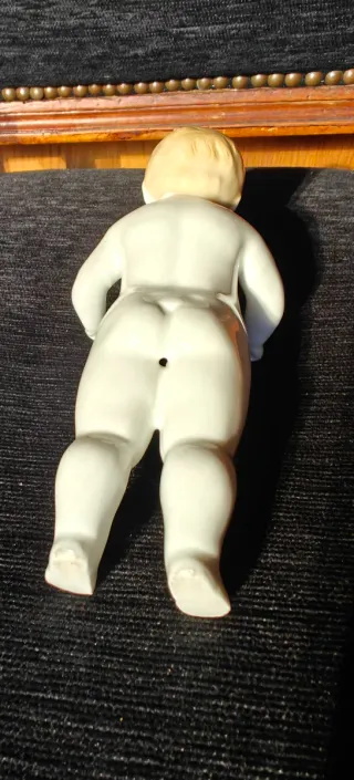 Muñeco antiguo de porcelana