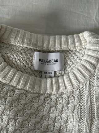 Jersey Pull&Bear cuello redondo blanco grueso