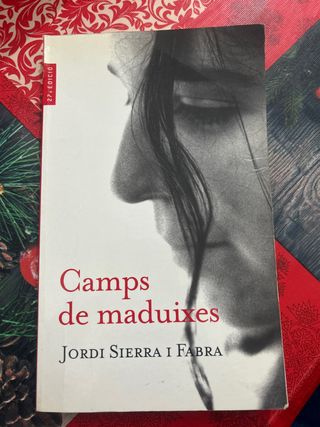 Camps de maduixes (Alerta roja) (Catalan Edition)