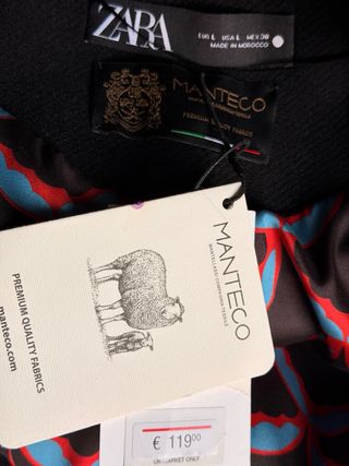 Chaqueta Zara Negra con Cuello de Pelo