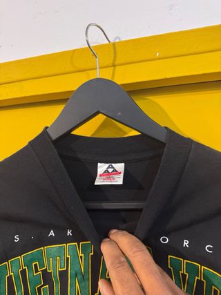 Camiseta Vintage Vietnam Vet U.S. Armed Forces