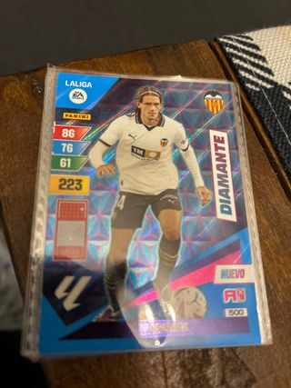 Cromo Diamante Yarek Adrenalyn 23/24