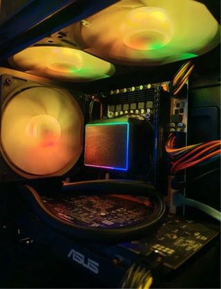 PC Gaming i7 (Xeon) + RX 580 Mars Gaming