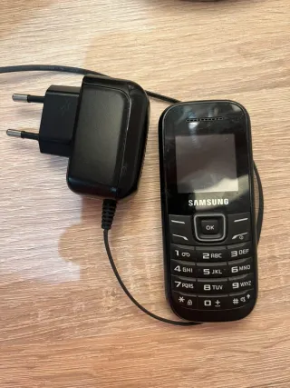 Teléfono Móvil Samsung Negro