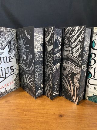 Tide Child Firmados y Numerados Broken Binding