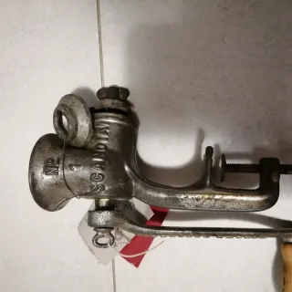 Tritacarne Husqvarna Scandia n. 1