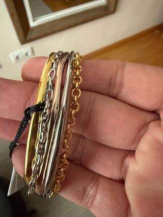 Conjunto de Pulsera y pendientes de Bimba y Lola