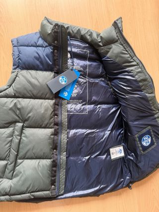 Chaleco acolchado North Sails verde y azul