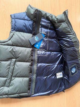 Chaleco acolchado North Sails verde y azul