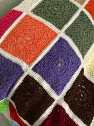 Colcha de ganchillo patchwork multicolor cama 90