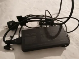 ASUS AC ADAPTER ADP-180TB H 20V 9A