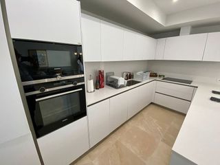 Piso en alquiler en Cabo Pino - Reserva de Marbella en Marbella