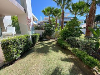 Piso en alquiler en Cabo Pino - Reserva de Marbella en Marbella