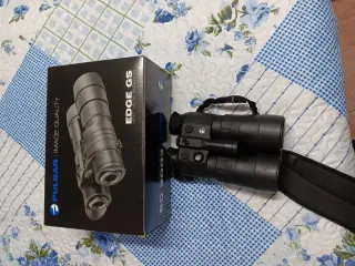 Prismáticos Pulsar Edge GS Noche