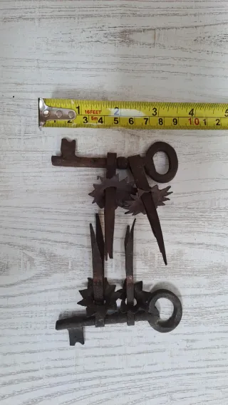 Tiradores de llavín forja artística