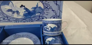 Lote tetera y 2 tazas dragón porcelana