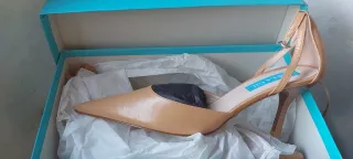 Zapatos de tacón beige talla 39