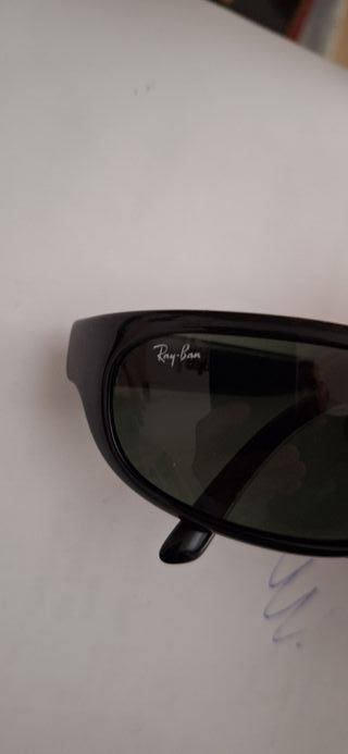Gafas de sol Ray-Ban negras