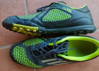 Zapatillas/tenis Adidas Fútbol campo-Talla 46