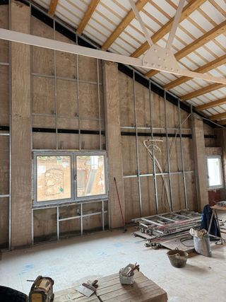 Pladurista con herramientas