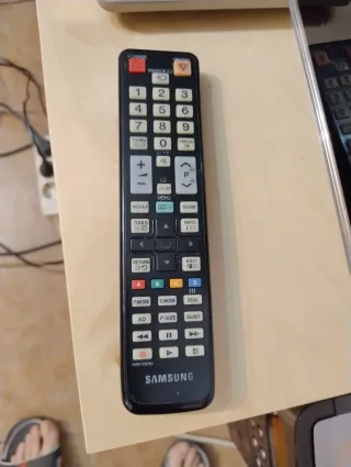 Televisor Samsung Negro/Plateado de 37 pulgadas