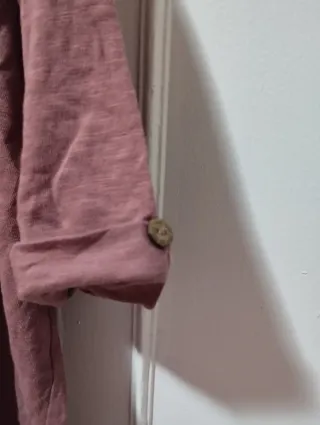 Camiseta Bershka rosa