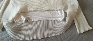 Blusa blanca plisada manga larga