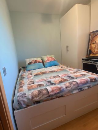 Estructura cama Brimnes 140x200 cm + colchón inclu