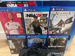 PS4 500GB + 2 Mandos + 9 Juegos + caja original