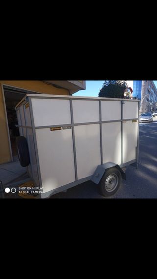 Kart Iame X30 con remolque doble.