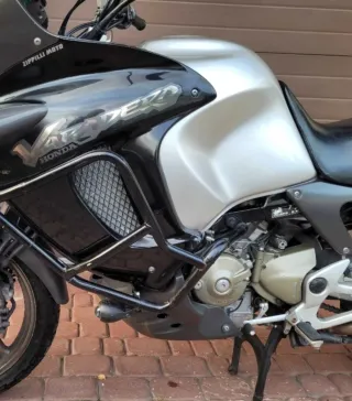 Depósito gasolina Honda Varadero 1000