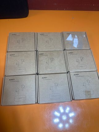 Auriculares Aukey Negros