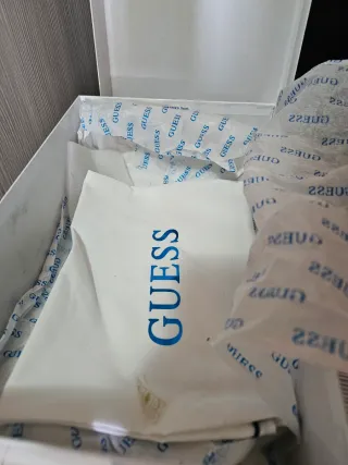 Scarpe con tacco Guess beige/marrone